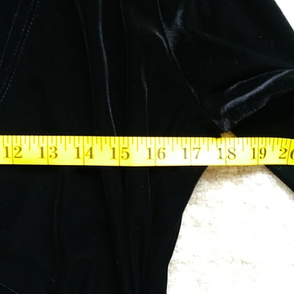 Elementz Faux Wrap Faux Rhinestone Velour Top S Black - Picture 7 of 9